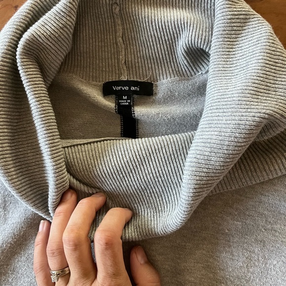 Verve Ami Black and Gray Cowl Neck Sweater size medium - Picture 8 of 9